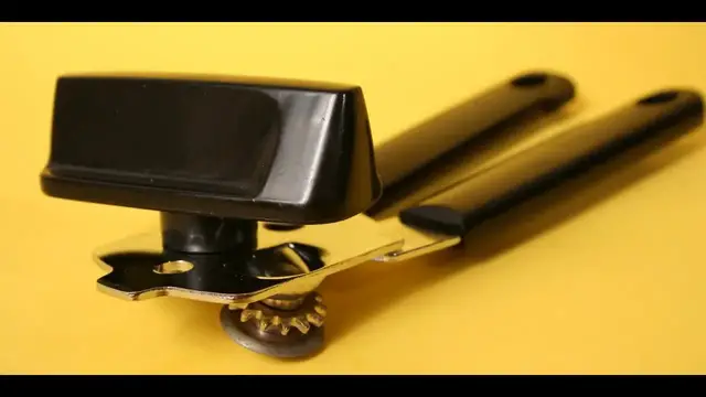 Video thumbnail for Superb 2 Ways For How To Fix a Manual Can Opener