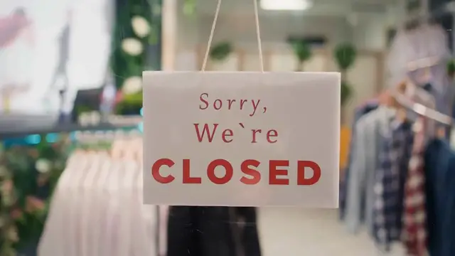 Video thumbnail for Macy Stores Closing – What It Means for Retail's Future