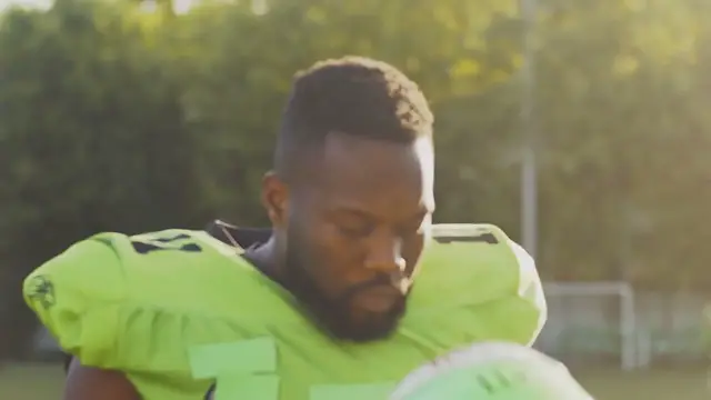 Video thumbnail for Jerry Rice is letting son Brenden make his own name in NFL with Chargers