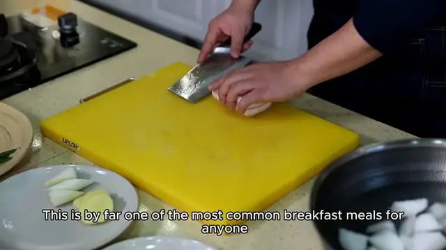 Video thumbnail for Cheese Omelette