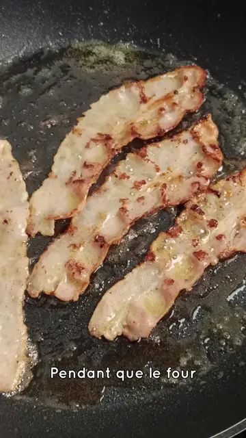 Video thumbnail for Recette Quiche Lorraine Authentique : la Recette Maison Facile, Moelleuse et Sans Raté