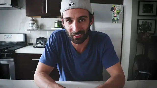 Video thumbnail for 5 Tips for Using Smoothies to Lose Weight (easily)!