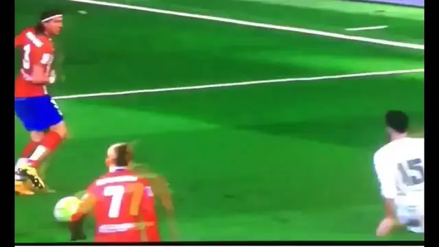 Video thumbnail for هدف جريزمان في مرمى ريال مدريد 2016