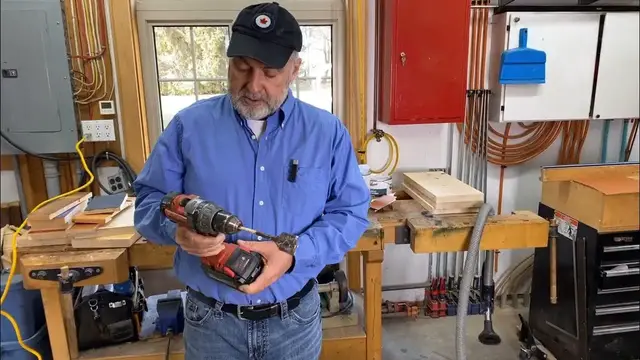 Video thumbnail for 104VIDEO   mixing paddle action