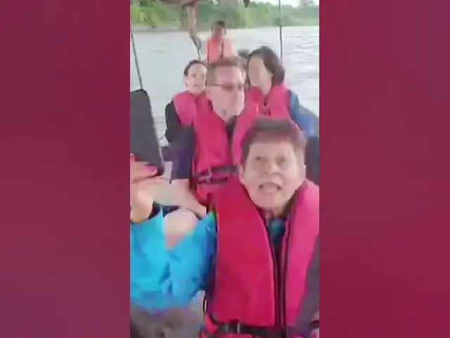 Video thumbnail for Lucia ate a grub!