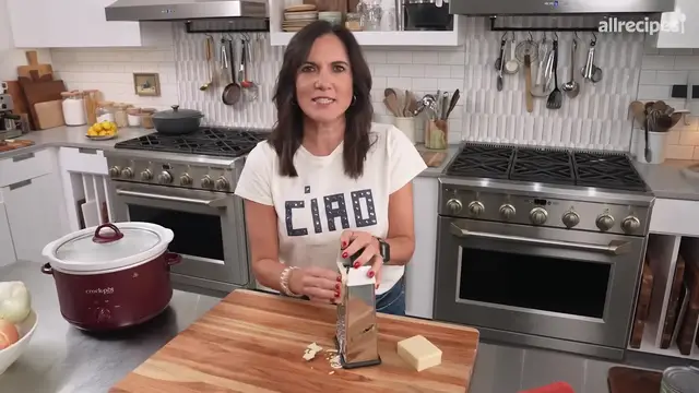 Video thumbnail for 39.6 Holiday Party Dips That’ll Disappear Fast ¦ Allrecipes (1080p 24fps)