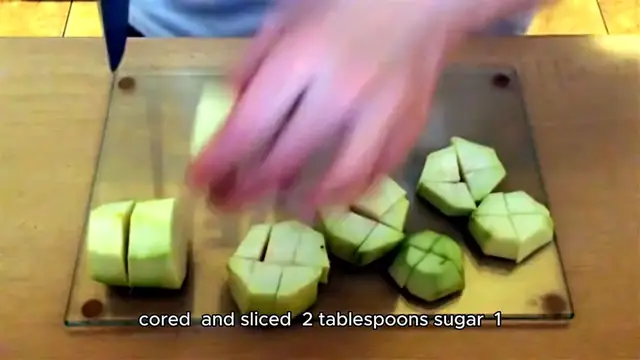 Video thumbnail for apple crumble recipe