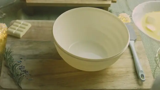 Video thumbnail for Easy Key Lime Pie Recipe