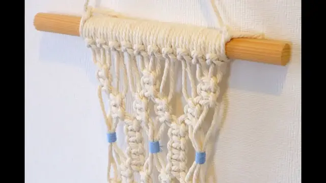 Video thumbnail for Tuto macramé mural N°5