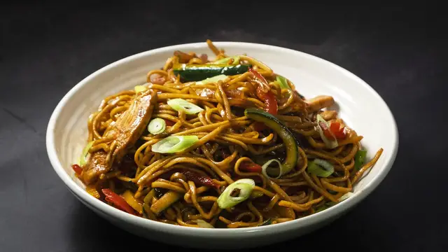 Video thumbnail for Como hacer Fideos Chinos con Pollo y Verduras