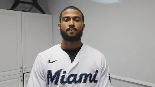 Video thumbnail for Sandy Alcántara con nuevas metas con los Marlins de Miami 2020