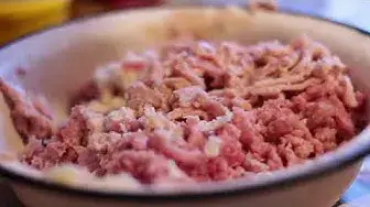 Video thumbnail for How to Make Beef Jerky With a Dehydrator – Amazing Way For You! (2021)