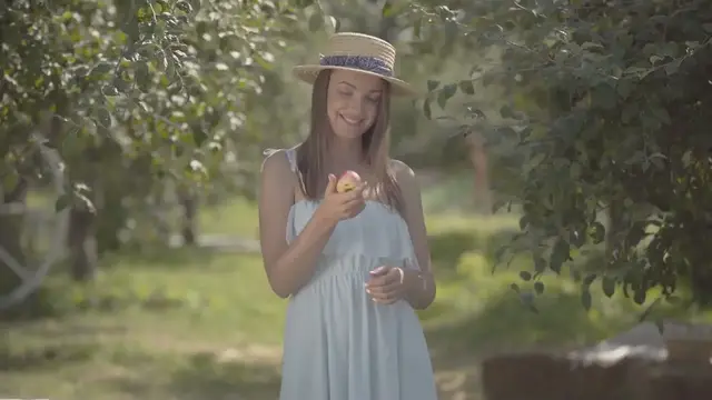 Video thumbnail for Meghan_s_American_Riviera_Orchard