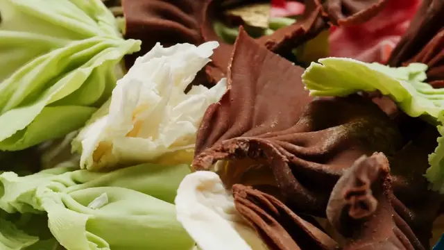 Video thumbnail for The Sweet Majesty of King Cake: A Tradition Worth Savoring