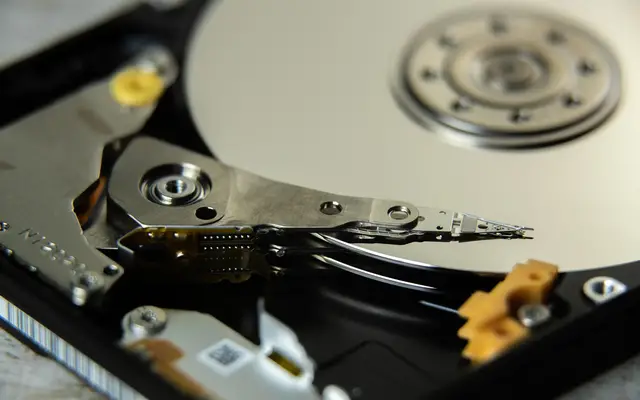 Video thumbnail for Mehr Speicherplatz auf dem Linux Rootserver durch Vergrößerung der Logical Volumes