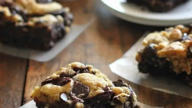 Video thumbnail for Chocolate Chip Cookie Brownies recipe