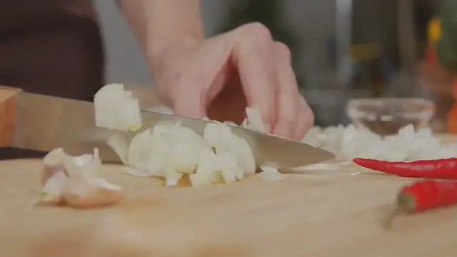 Video thumbnail for Pork and Cauliflower Curry Recipe