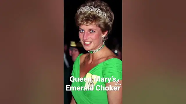 Video thumbnail for Queen Mary's Emerald Choker - Princess Diana - Kate Middleton - British Royal Family