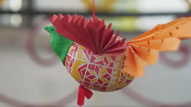 Video thumbnail for Make an Owlbot – A Guide to Building Your Own Autonomous Owl-Themed Robot