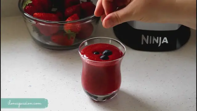 'Video thumbnail for Beet Detox Smoothie'