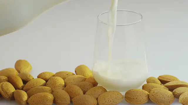 Video thumbnail for Creamy Low-Carb Cashew Delight