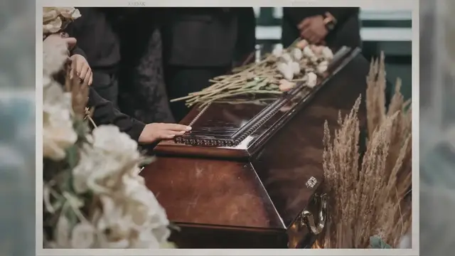 Video thumbnail for ‘The Queue’ in London