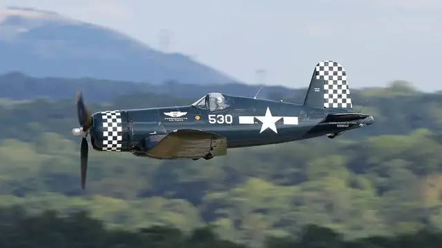 Video thumbnail for CAF’s FG-1D Corsair Startup and Take Off