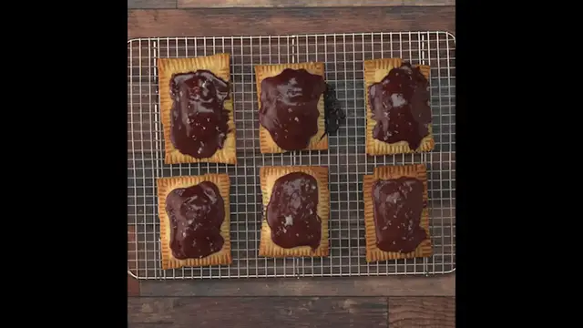 Video thumbnail for Homemade Fudge Pop Tarts