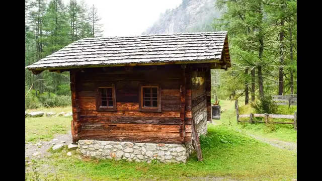 Video thumbnail for Im Goldgräberdorf Heiligenblut Goldwaschen am Großglockner