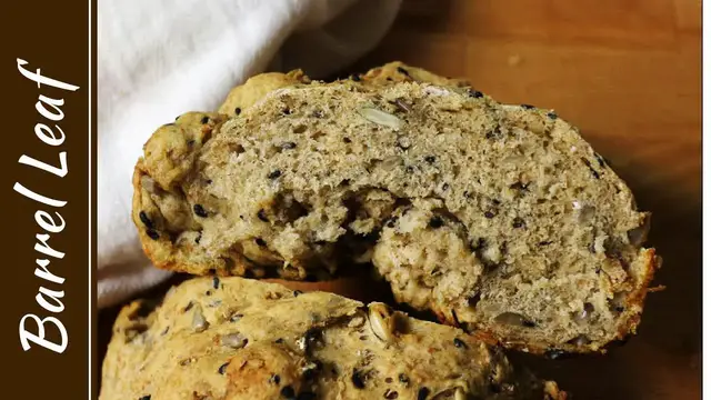 Video thumbnail for 全麥雜糧麵包 Whole Wheat Grain Bread × friday購物【THOMSON】全自動投料製麵包機 SA-B01M