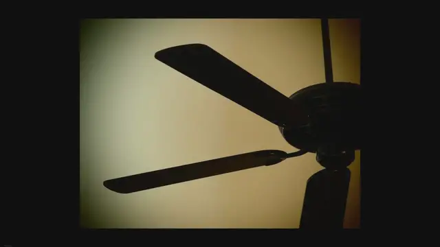 'Video thumbnail for How Fast Does a Ceiling Fan Spin?'