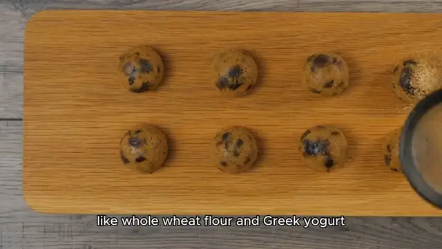 Video thumbnail for healthy blueberry muffin recipe