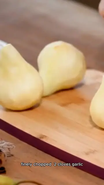 Video thumbnail for cream of mushroom soup recipe