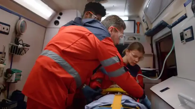 Video thumbnail for 5.5 Foods to Prevent a Heart Attack (1080p 30fps)