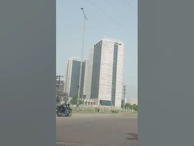 Video thumbnail for Greater noida  #mirdul #themridul #trending #edit