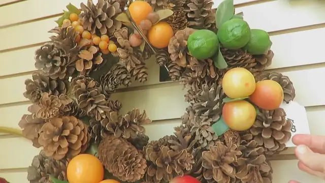 Video thumbnail for Thrift and antique shop with me + haul Finding some gems and so many cute Christmas pieces!