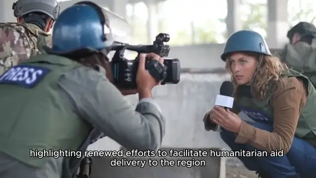 Video thumbnail for US military shows reporters pier project in Gaza as it takes another stab at aid delivery