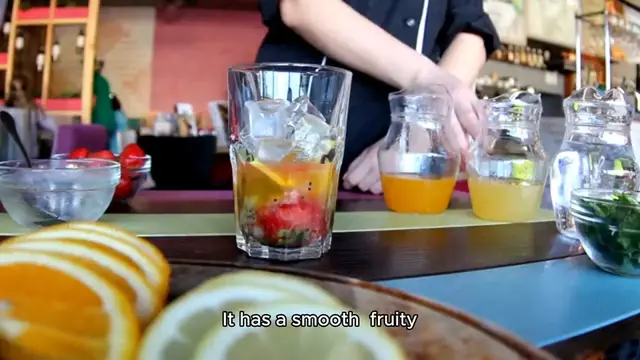 Video thumbnail for french martini recipe