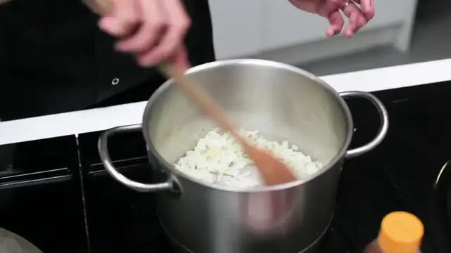 'Video thumbnail for Incredibly Tasty Japanese Chicken Katsu Curry Recipe! (720p 24fps)'