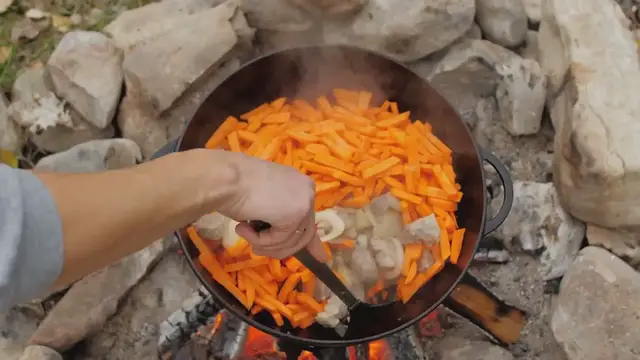 Video thumbnail for Chadian Jarret de Boeuf Recipe