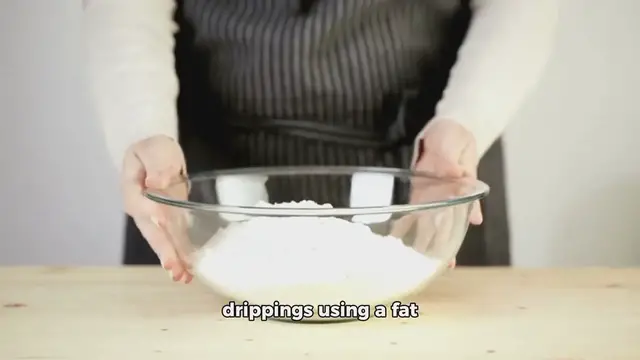 Video thumbnail for Turkey gravy recipe