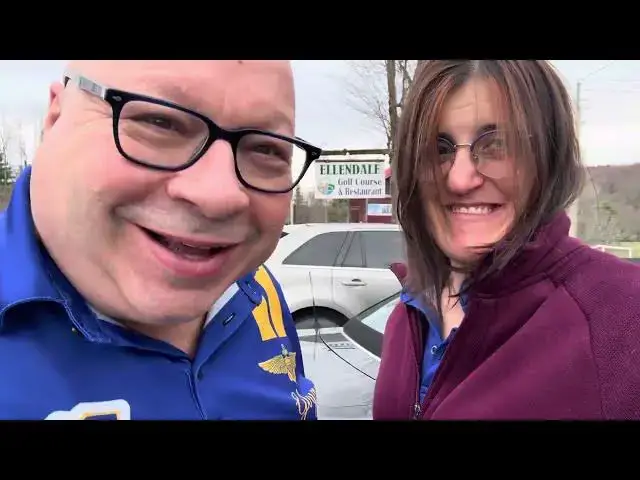 Video thumbnail for Ellendale Golf: Fish, Chips, and HILARIOUS Bartenders!