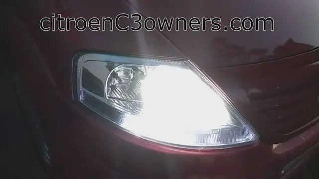 Video thumbnail for Citroen C3 2002 Switchback Indicators DRL project