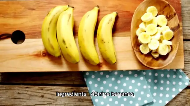 Video thumbnail for Classic Banana Pudding Recipe