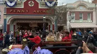 Video thumbnail for Patrick Mahomes on the Fire Engine at Disneyland