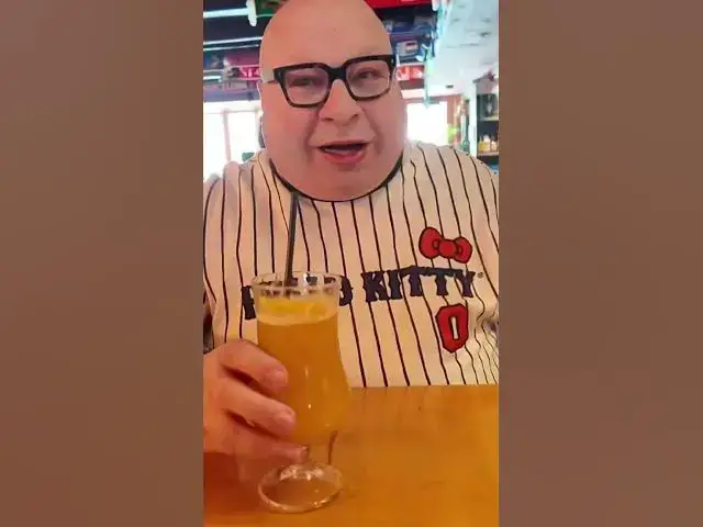 Video thumbnail for Mont-Tremblant Moments 🇨🇦❄️