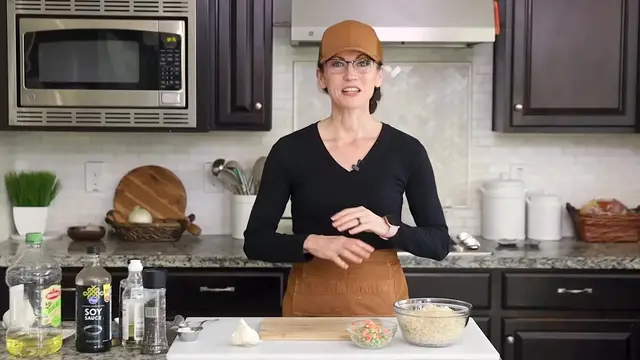 'Video thumbnail for EASY Healthy Gluten Free Fried Rice with Egg Recipe in Hexclad (1080p_30fps_H264-128kbit_AAC)'