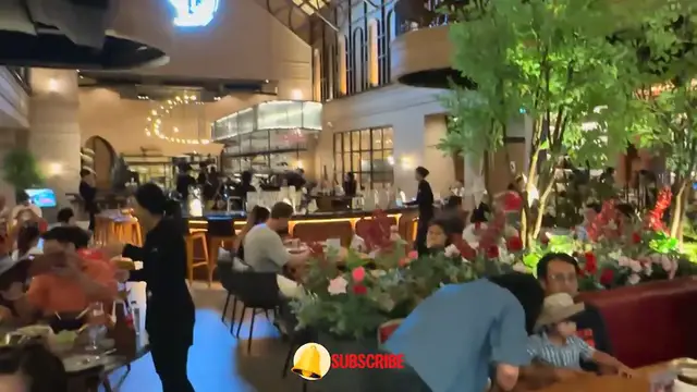 Video thumbnail for Thailand food： My Favorite Coffee Shop？