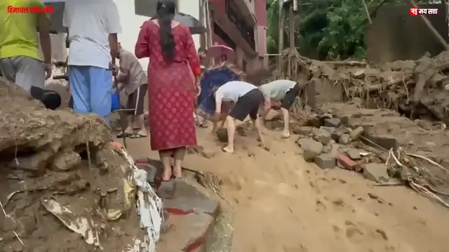 'Video thumbnail for हिमाचल प्रदेश के मंडी में बारिश और बादल फटने से तबाही।'