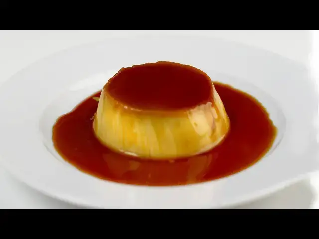 'Video thumbnail for Cremă de zahăr ars | Creme Caramel Dessert Recipe (CC Eng Sub) | Laura Laurențiu'